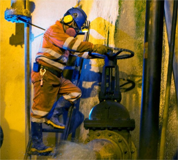 Para obtener más información sobre nuestros servicios de bombas de agua, no dude en contactarnos al 935 372 214 o a través del correo electrónico: soluciones@mechanicalelectric.com.